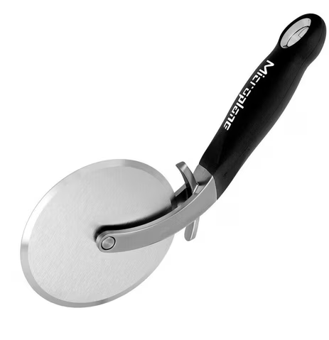 Microplane Professional XL Pizza‑Cutter Wheel mit Teig‑Docker | Extra‑scharfes Edelstahl‑Rad 10 cm Profi-Pizzaschneider | Rutschfester Soft‑Grip | Für Pizza, Quiches & Gebäck | Spülmaschinen‑geeignet - Bild 3